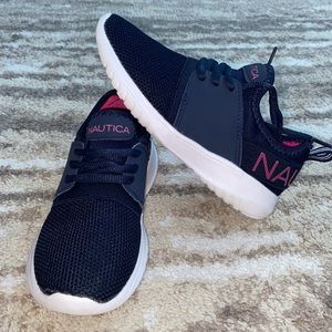 Nautica size 13 little girl shoe - navy